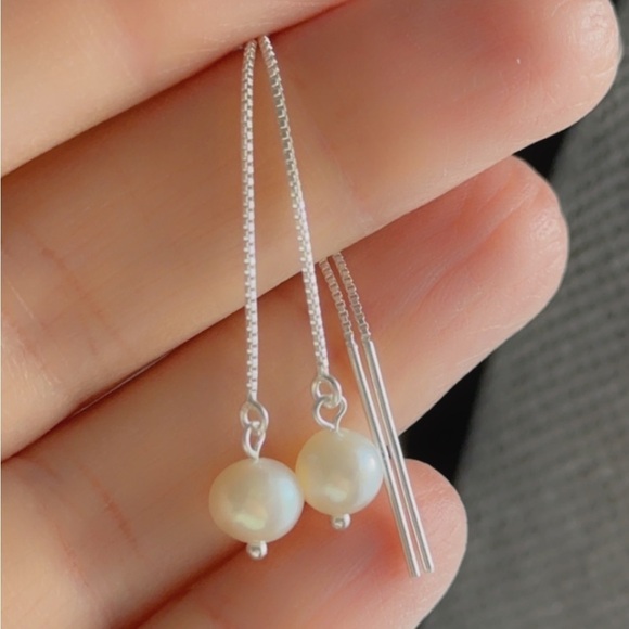 Pearl Silver Threader Earrings Sterling and Freshwater Pearls - Picture 10 of 11